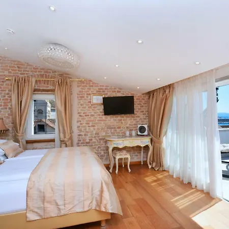Jupiter Heritage 4*