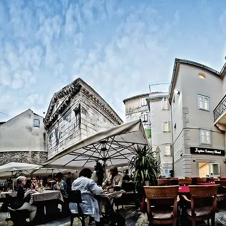 Otel Jupiter Luxury