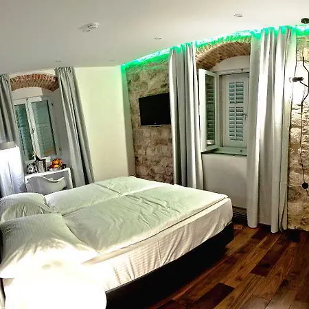 Jupiter Luxury Otel