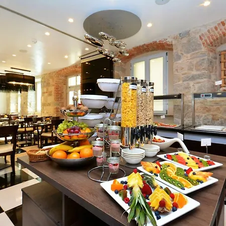 Jupiter Luxury 4* Split