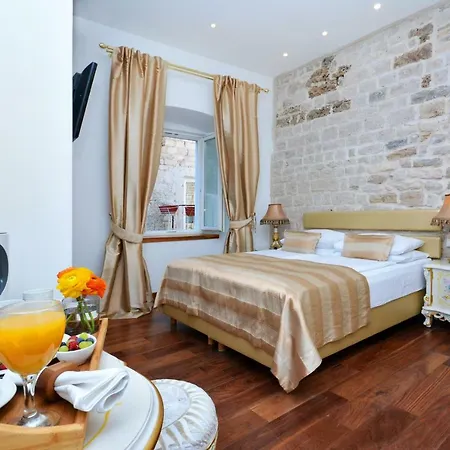 Jupiter Luxury