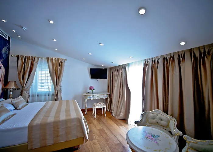 Jupiter Heritage מלון