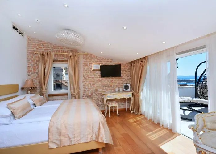 Jupiter Heritage 4*