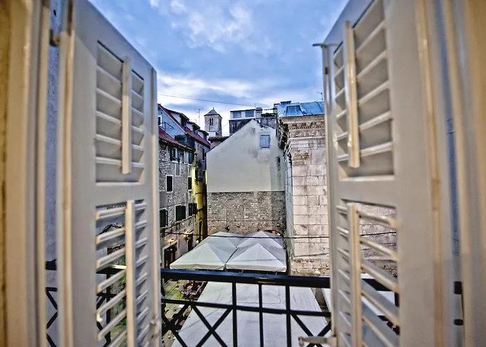 Jupiter Heritage Σπλιτ